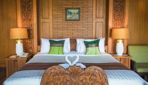 Executive Pool Suite, Sea View