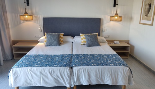 Superior Room, Sea View (3 Adults and 1 Child)