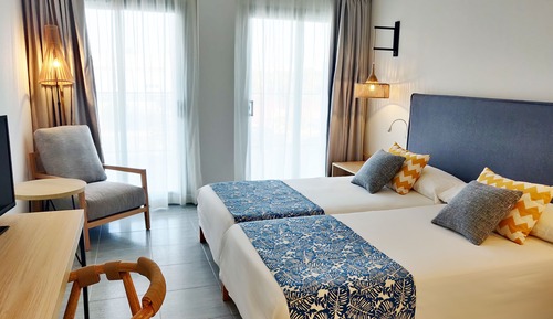 Premium Double Room, Ocean View (2 Adults)