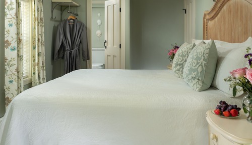 Chatham Room