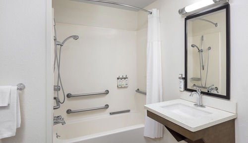 Suite, 1 Bedroom, Accessible (Communication, Accessible Tub)