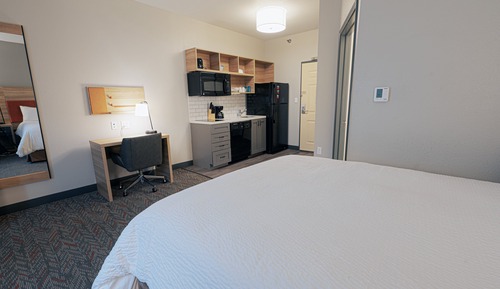 Suite, 1 Bedroom (1 Queen, Sofa Bed)