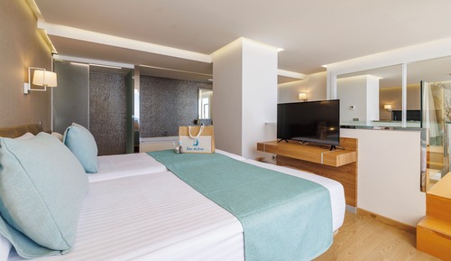 Panoramic Duplex, Jetted Tub, Sea View (Suite)