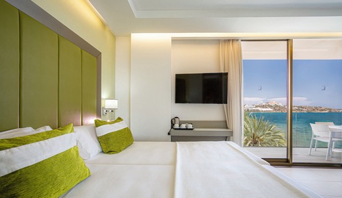 Superior Room, Partial Ocean View