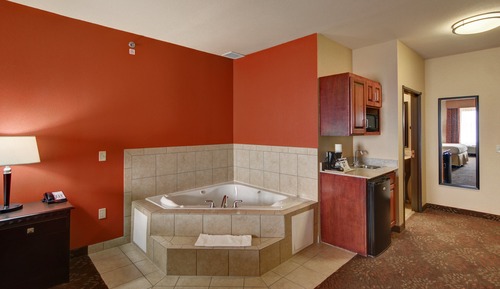 Standard Room, 1 King Bed (Extra Floor Space)