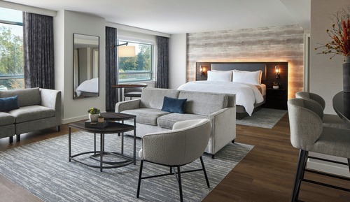 Suite, 1 Bedroom, Corner