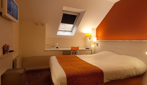 Standard Double Room (For 1 or 2 persons)