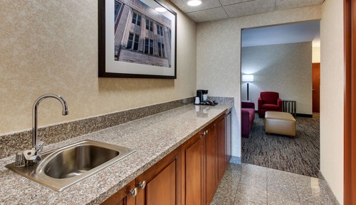 Suite, 1 King Bed with Sofa bed, Refrigerator & Microwave (2 Rooms)