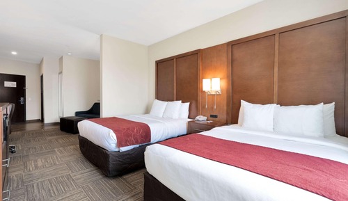 Suite, 2 Queen Beds, Non Smoking