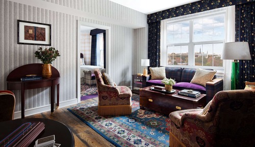 Suite, 1 Queen Bed