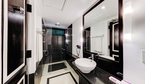 Superior Twin - 15 % discount on F&B and 10% on SPA