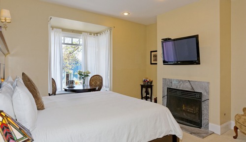 The Juniper Room 