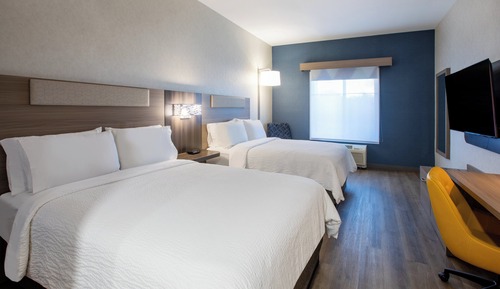 Standard Room, 2 Queen Beds, Accessible Bathtub (Mobility)