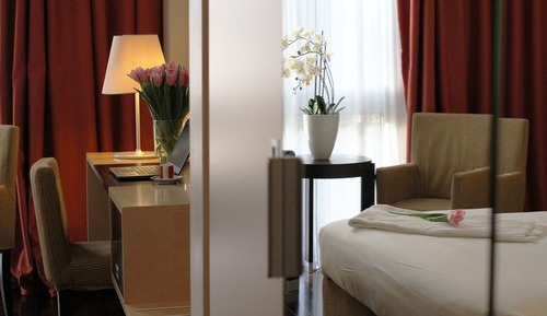 Comfort Room, 1 King Bed