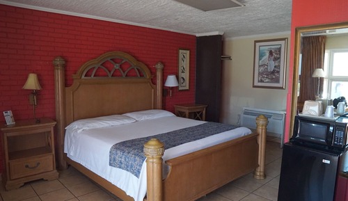 Standard Room, 1 King Bed, Non Smoking