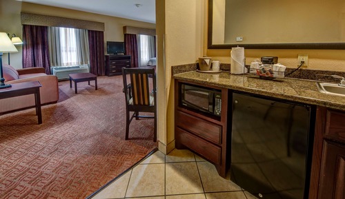 Suite, 2 Queen Beds, Non Smoking