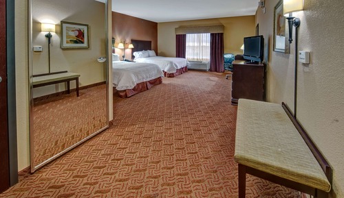 Room, 2 Queen Beds, Accessible, Non Smoking