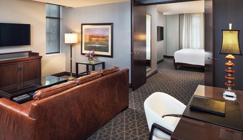 Deluxe Suite, 1 King Bed with Sofa bed, Non Smoking