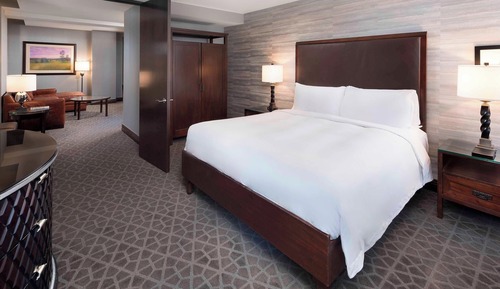 Superior Studio Suite, 1 King Bed, Non Smoking