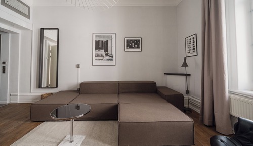 Executive Suite, City View