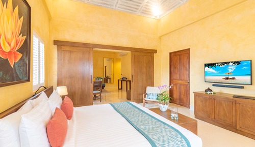 Boutique Studio