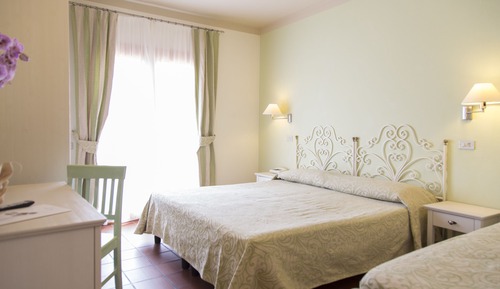 Standard Triple Room, Sea View