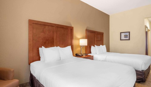 Standard Room, 2 Queen Beds, Non Smoking