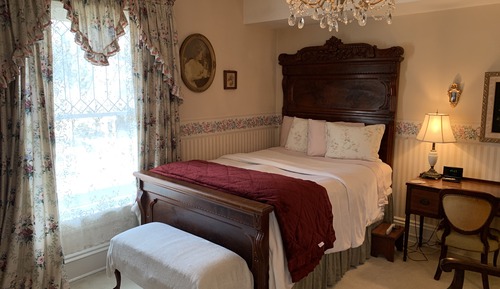 Business Room, 1 Queen Bed, Non Smoking (Bathtub/Shower)
