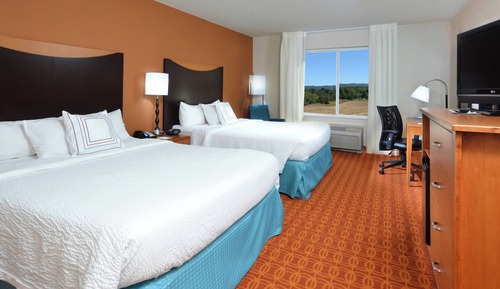 Room, 2 Queen Beds, Non Smoking (Mobility Accessible, Tub)