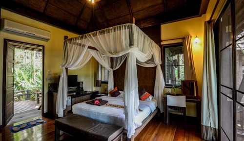 Hill Cottage Pool Villa Room