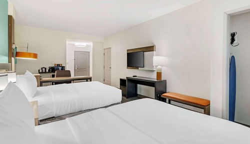 Room, 2 Queen Beds, Accessible, Non Smoking