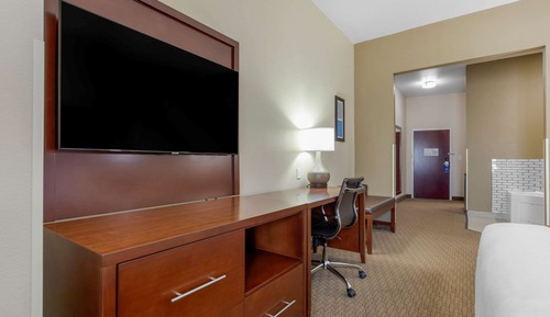 Suite, 1 King Bed, Non Smoking, Jetted Tub