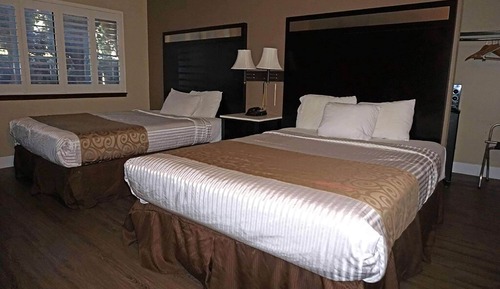 Room, 2 Double Beds, Accessible, Non Smoking (Mobility, Roll-in Shower)