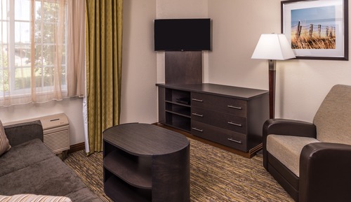 Room, 1 Queen Bed, Accessible (Hearing)