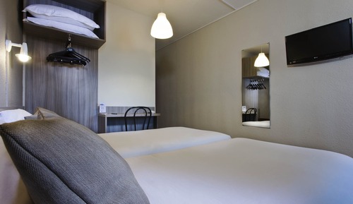 Classic Twin Room (View back of the hotel)