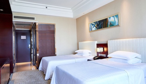 Room, 2 Twin Beds, Non Smoking, City View