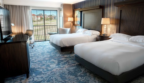 2 Queen Beds