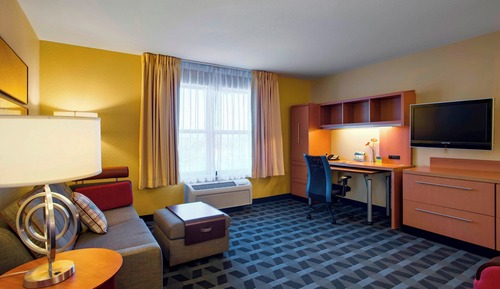 Suite, 1 Bedroom (Mobility/Hearing Accessible, Tub)