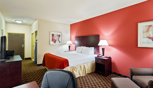 Standard Room, 1 King Bed, Accessible (Communications, Transfer Shower)