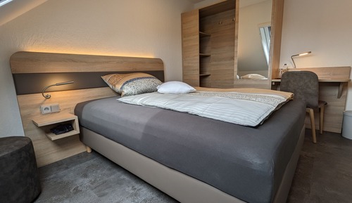 Basic Single Room, 1 Double Bed, Non Smoking