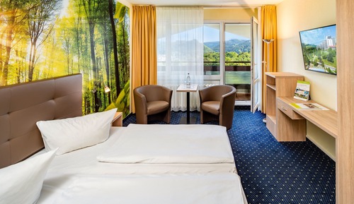 Panoramic Room
