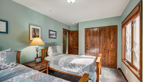 Premium Condo, 3 Bedrooms