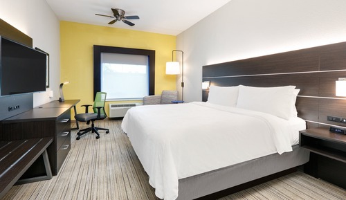 Standard Room, 1 King Bed