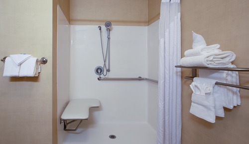 Standard Room, 1 King Bed, Mobility Accessible (Accessible Tub)