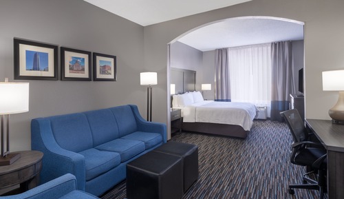 Suite, 1 King Bed, Mobility Accessible (Communications, Accessible Tub)