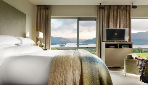 Panoramic Studio Suite, 1 King Bed, Lake View