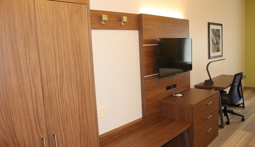 Suite, 1 King Bed, Non Smoking