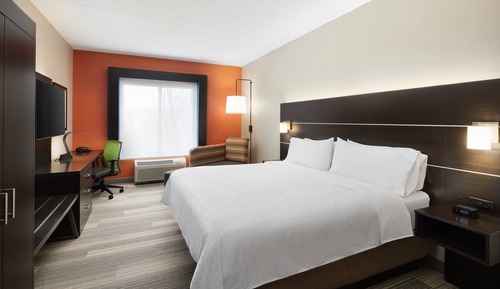 Standard Room, 1 King Bed, Accessible (Communication, Accessible Tub)