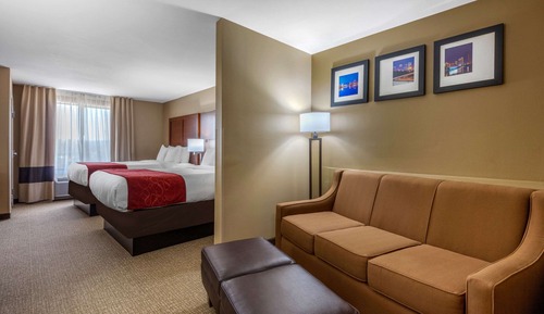 Suite, Multiple Beds, Non Smoking