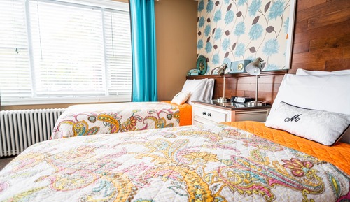 Room (12)